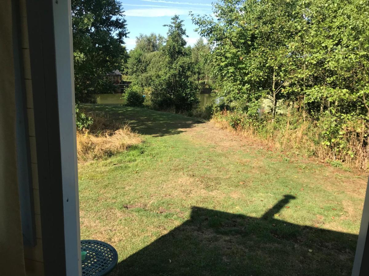 Elton Barn Fishery & Retreat Nottingham Esterno foto